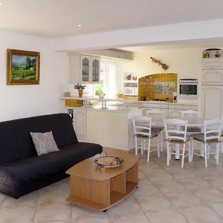 Holiday Harmony By Interhome